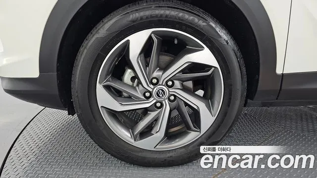 SsangYong Korando 2021 thumb 6