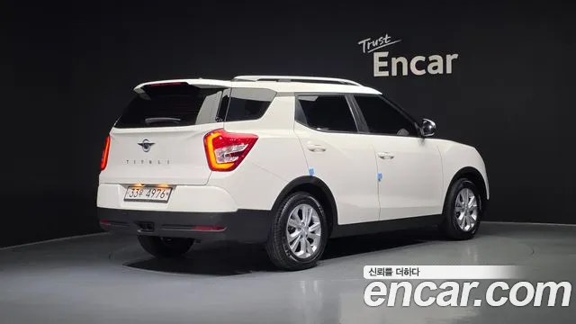 SsangYong Tivoli 2019 thumb 2