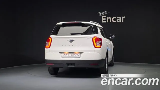 SsangYong Tivoli 2019 thumb 4