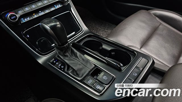 Hyundai Grandeur 2018 thumb 10