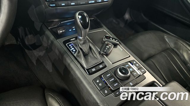 Hyundai Genesis 2016 thumb 10