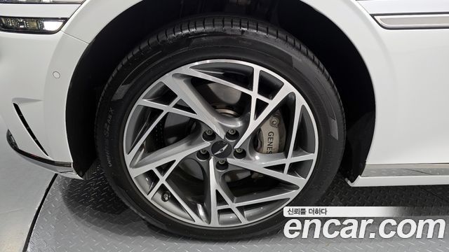 Genesis G90 2022 thumb 6