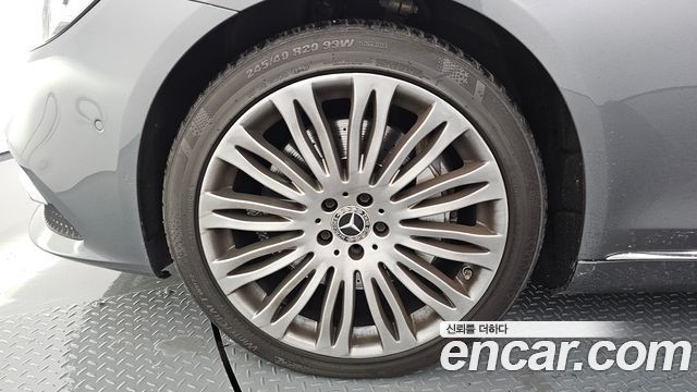 Mercedes-Benz S-Class 2018 thumb 5