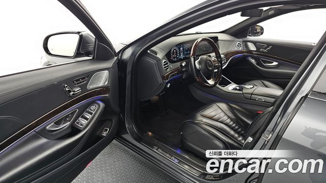 Mercedes-Benz S-Class 2018 thumb 10