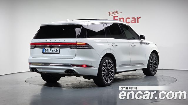 Lincoln Aviator 2021 thumb 3