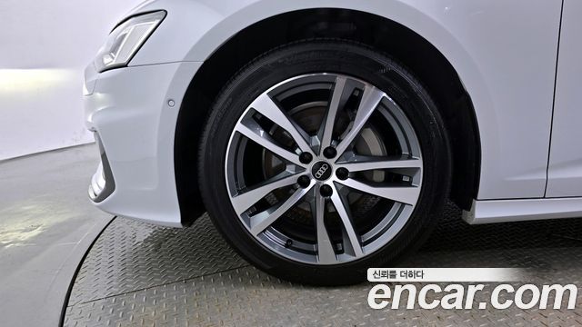 Audi A6 2022 thumb 6