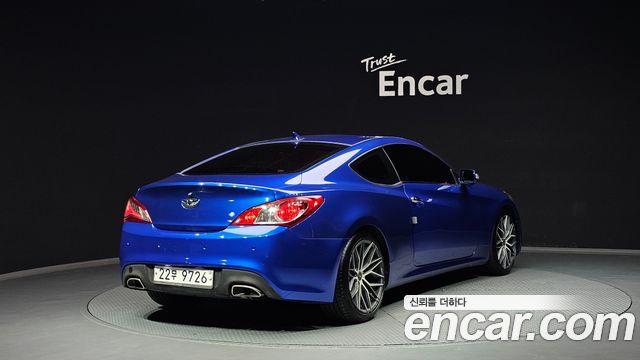 Hyundai Genesis 2012 thumb 3