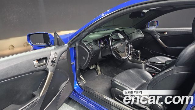 Hyundai Genesis 2012 thumb 12