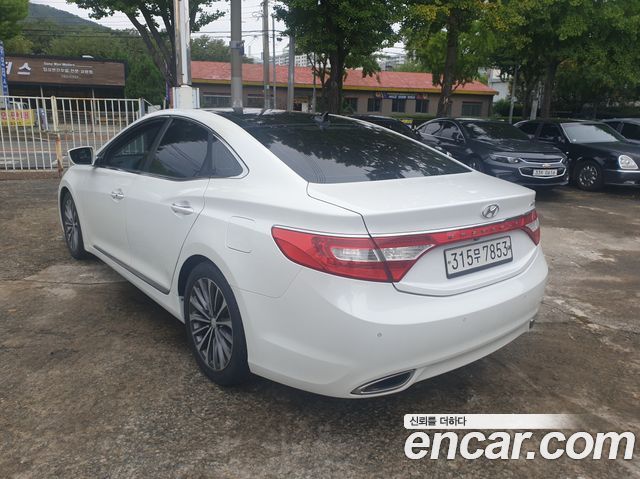 Hyundai Grandeur 2013 thumb 9