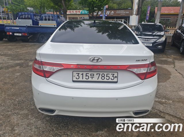 Hyundai Grandeur 2013 thumb 10