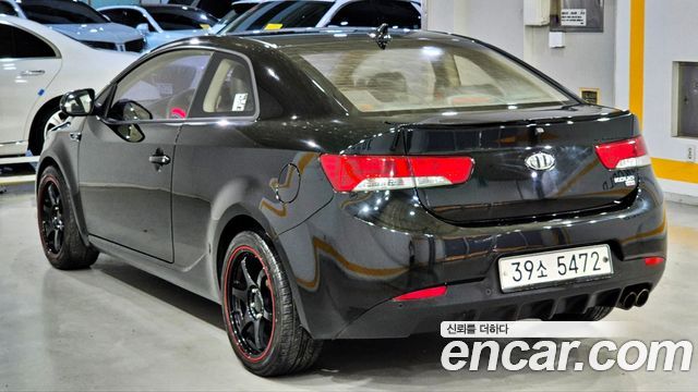 Kia Carens 2012 thumb 5