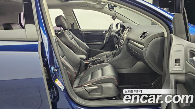 Volkswagen Golf 2012 thumb 10