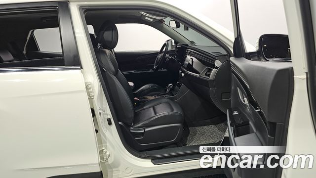 SsangYong Korando 2020 thumb 11