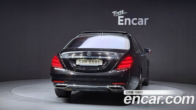 Mercedes-Benz S-Class 2018 thumb 5