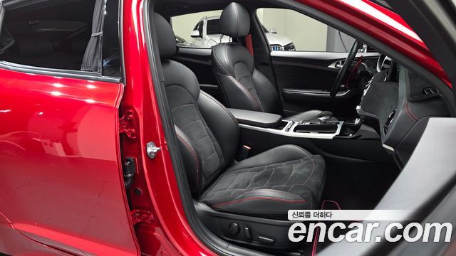 Kia Stinger 2022 thumb 10