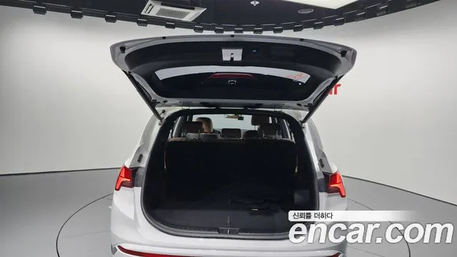 Hyundai Santa Fe 2020 thumb 11