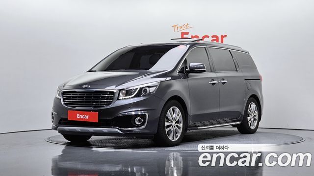 Kia Carnival 2017 thumb 2