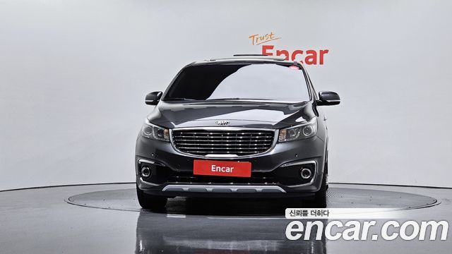Kia Carnival 2017 thumb 4