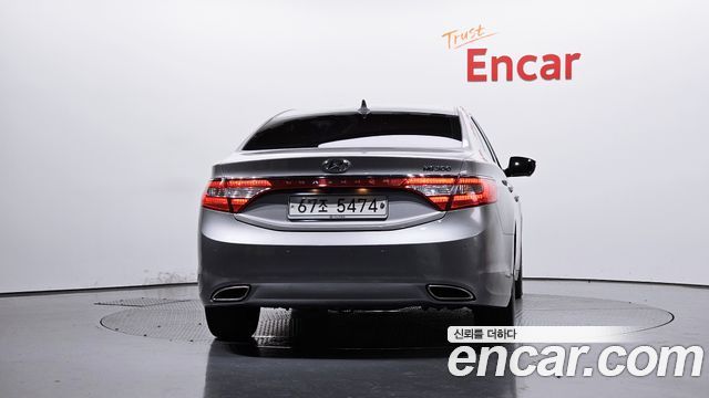 Hyundai Grandeur 2013 thumb 5