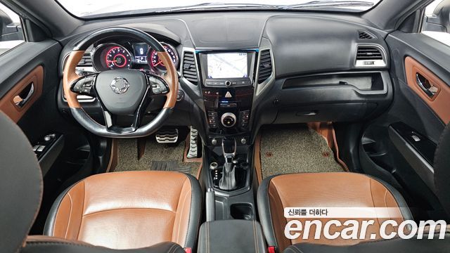SsangYong Tivoli 2018 thumb 8