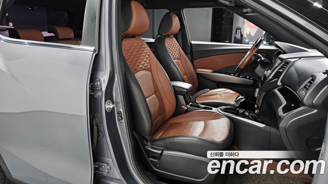 SsangYong Tivoli 2018 thumb 11