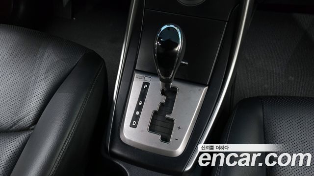 Hyundai Avante 2013 thumb 9
