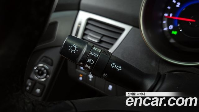 Hyundai Avante 2013 thumb 12