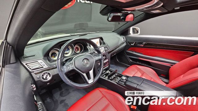 Mercedes-Benz E-Class 2014 thumb 8