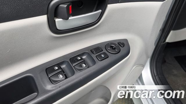 Hyundai Verna 2009 thumb 12