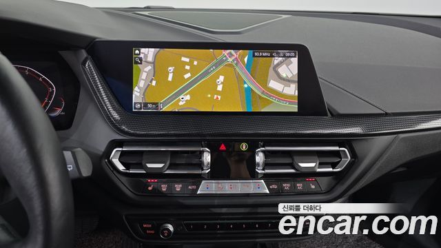 BMW 1 серии 2023 thumb 12