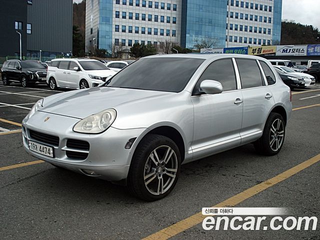 Porsche Cayenne 2005 thumb 3