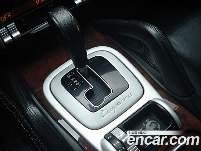 Porsche Cayenne 2005 thumb 9
