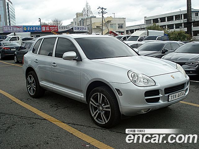 Porsche Cayenne 2005 thumb 11