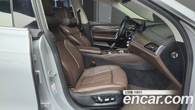 BMW 3 серии GT 2020 thumb 10