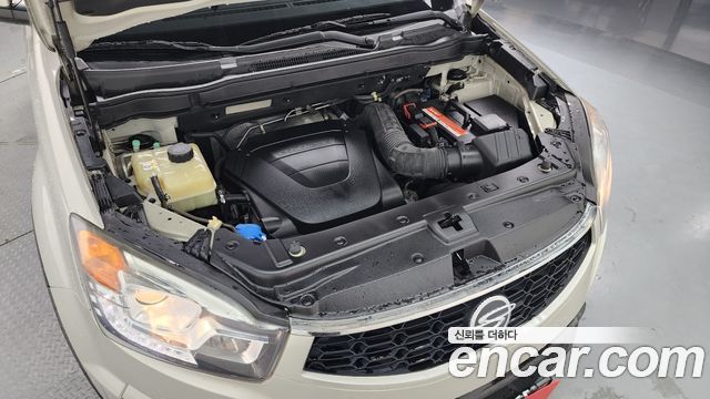 SsangYong Korando 2014 thumb 7