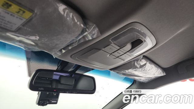 SsangYong Korando 2014 thumb 11