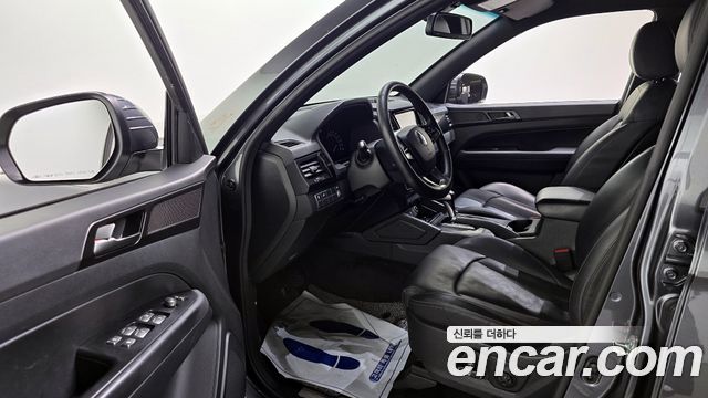SsangYong Rexton 2020 thumb 10