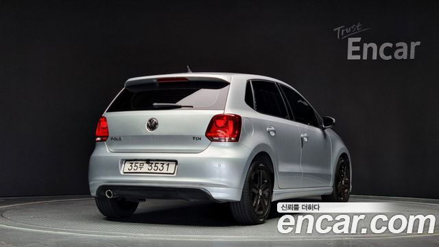 Volkswagen Polo 2013 thumb 3
