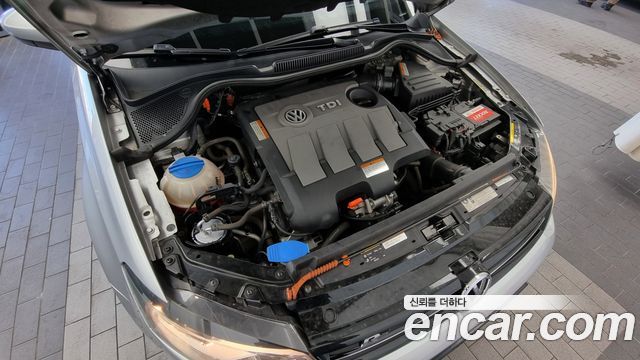 Volkswagen Polo 2013 thumb 6
