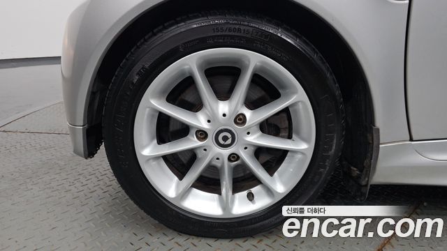 Smart Fortwo 2014 thumb 6