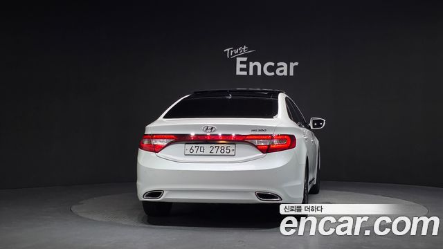 Hyundai Grandeur 2013 thumb 4