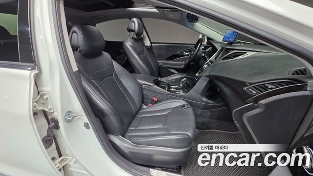 Hyundai Grandeur 2013 thumb 10