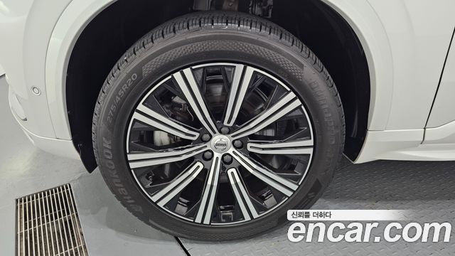 Volvo XC90 2020 thumb 5