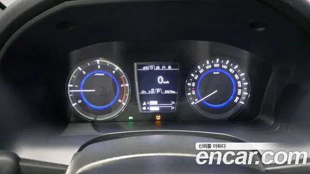 SsangYong Rexton 2019 thumb 8