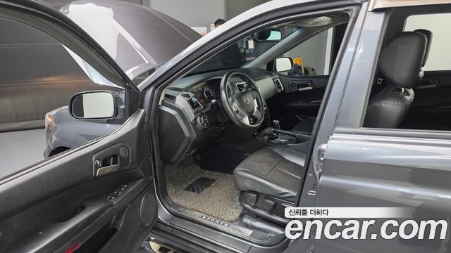 SsangYong Korando 2018 thumb 11