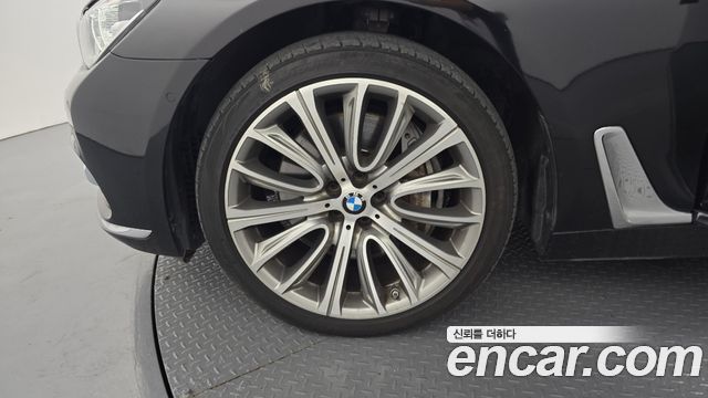 BMW 7 серии 2017 thumb 5