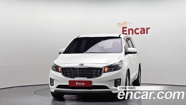 Kia Carnival 2015 thumb 4
