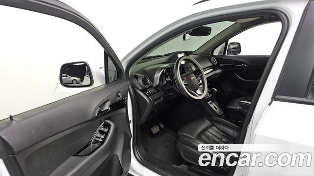 Chevrolet Orlando 2017 thumb 11