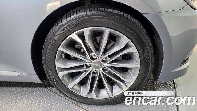 Hyundai Genesis 2014 thumb 6
