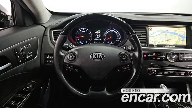 Kia K9 2013 thumb 11
